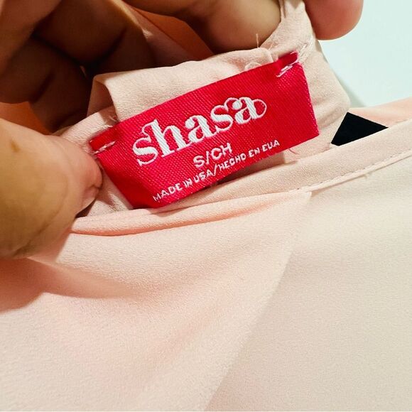 Shasa Women's Blouse With Back Bow and Deep V-Neck Detail Blush Pink Sz. Small - Picture 8 of 8